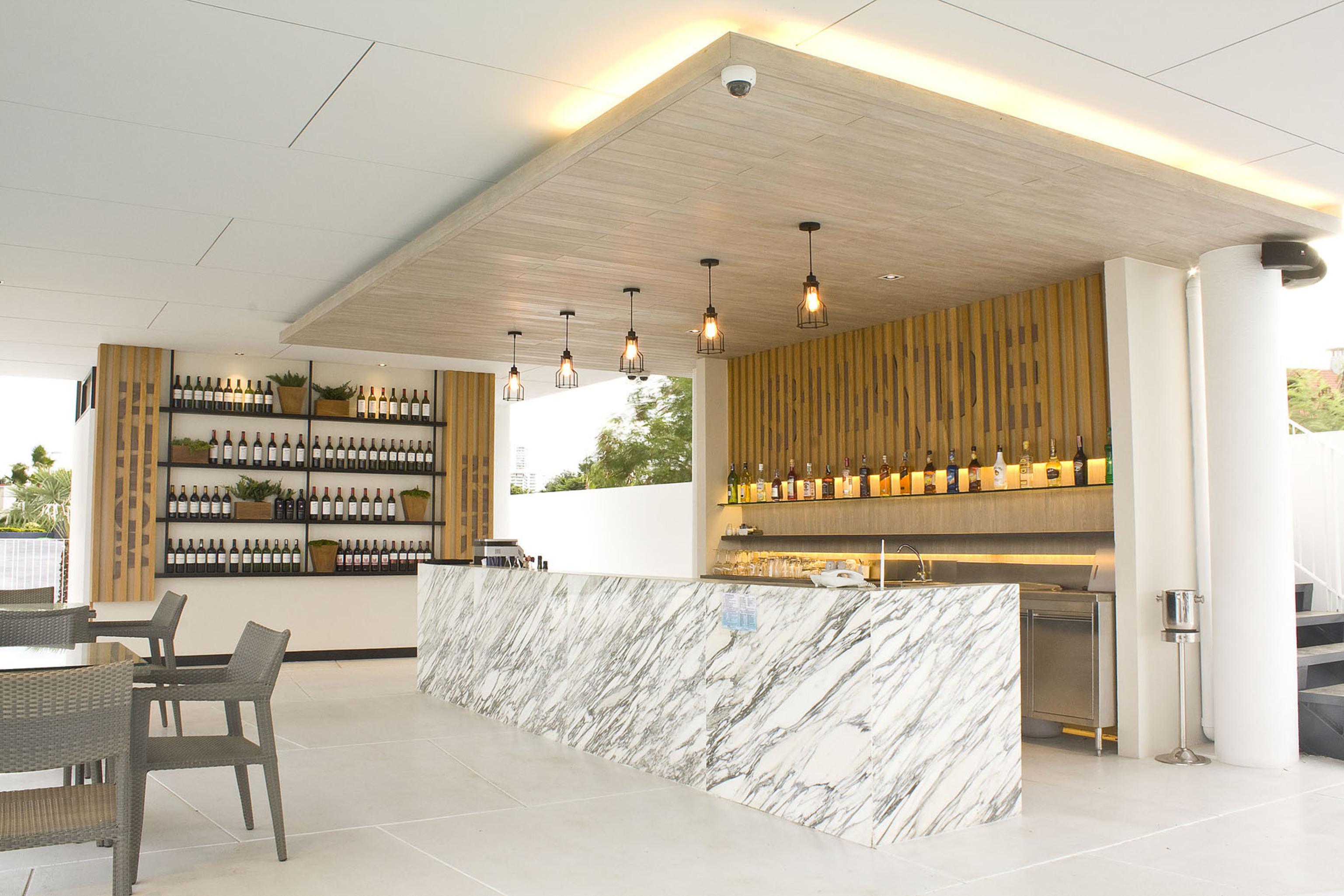 Tsix5 Hotel Pattaya Luaran gambar