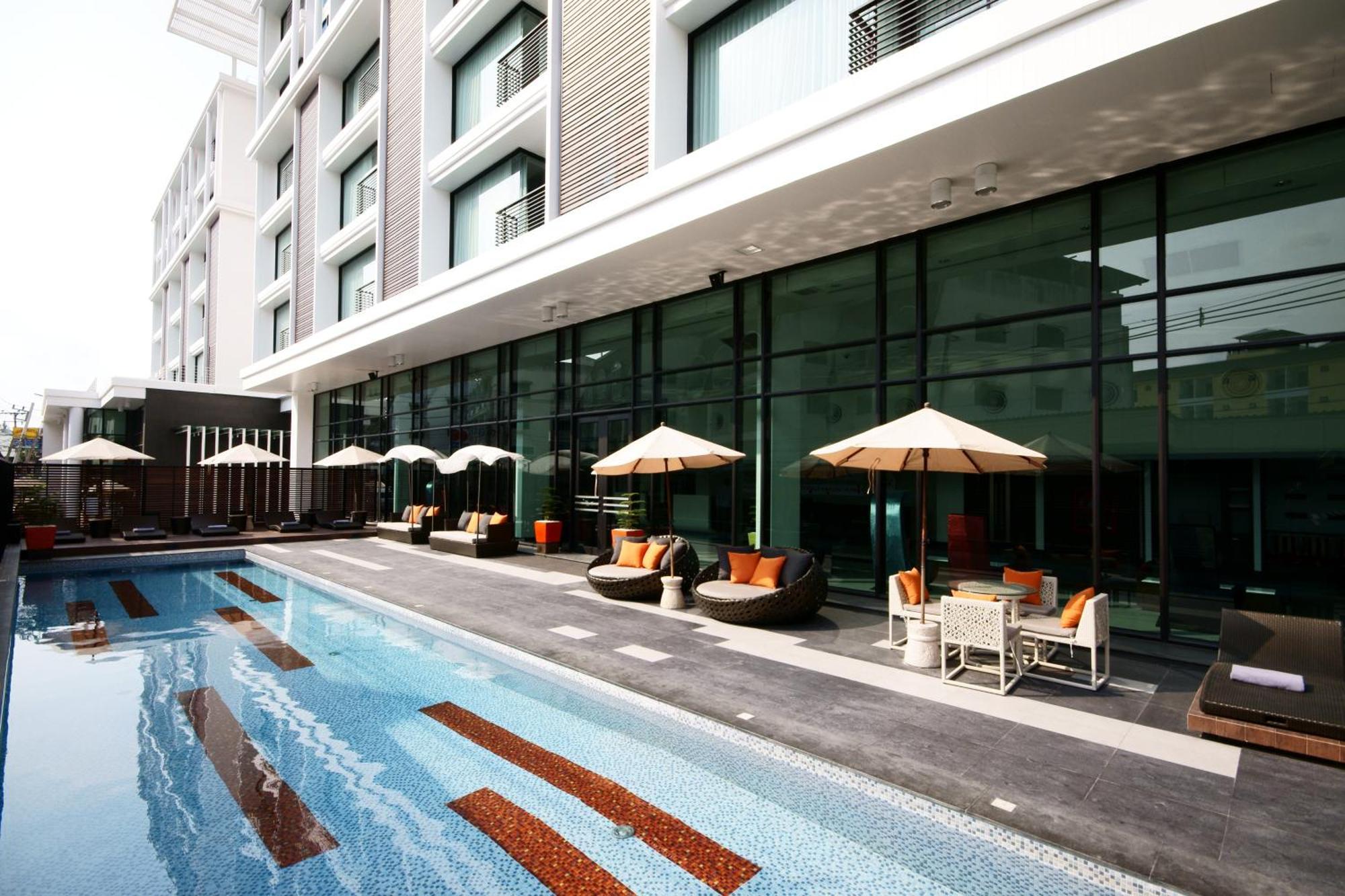 Tsix5 Hotel Pattaya Luaran gambar