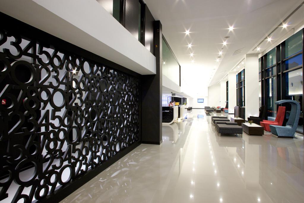Tsix5 Hotel Pattaya Luaran gambar